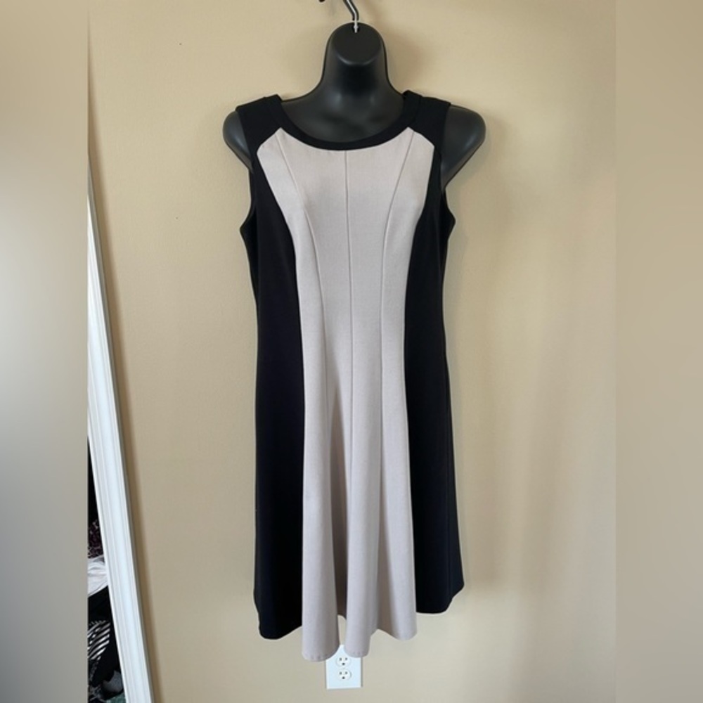 Connected Apparel Black and Tan Sleeveless Dress Size 8